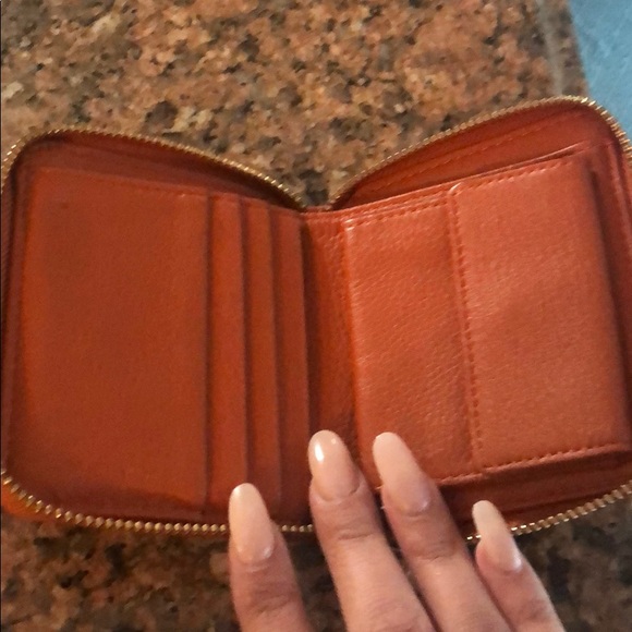 Michael Kors Wallet - Picture 7 of 9